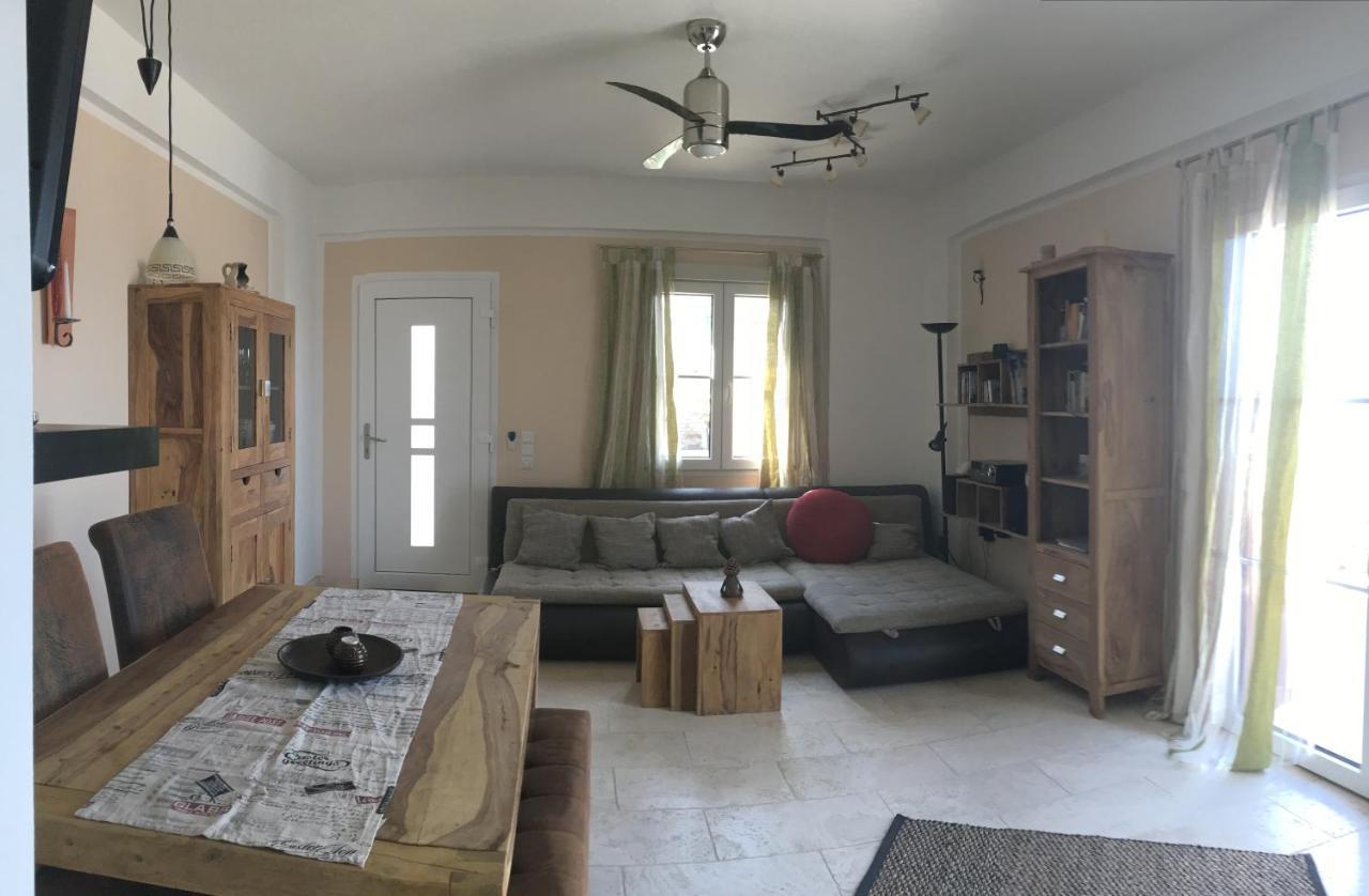 Astra-Ferienhaus Mit Grosser Dachterrasse Und Top-Ausstattung In Nas Armenistis  Eksteriør bilde